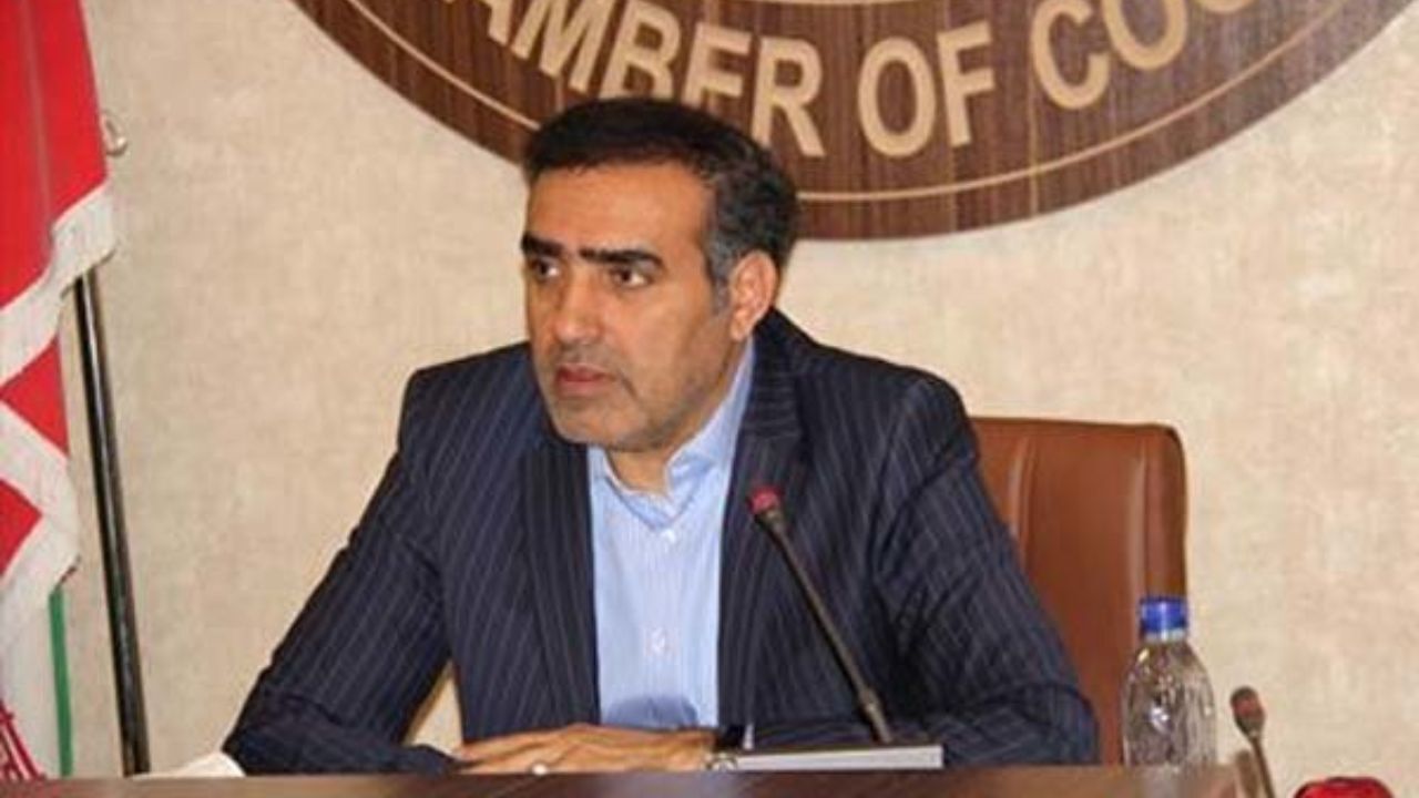 دولت به نفع مردم از اقتصاد عقب بکشد/ در شأن جمهوری اسلامی ایران نیست که به نظام کوپنی برگردیم