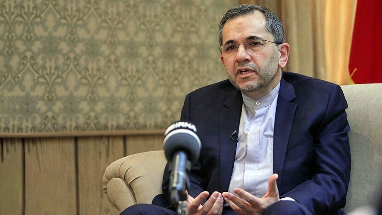 آمریکایی‌ها با منافقین همکاری تنگاتنگی دارند
