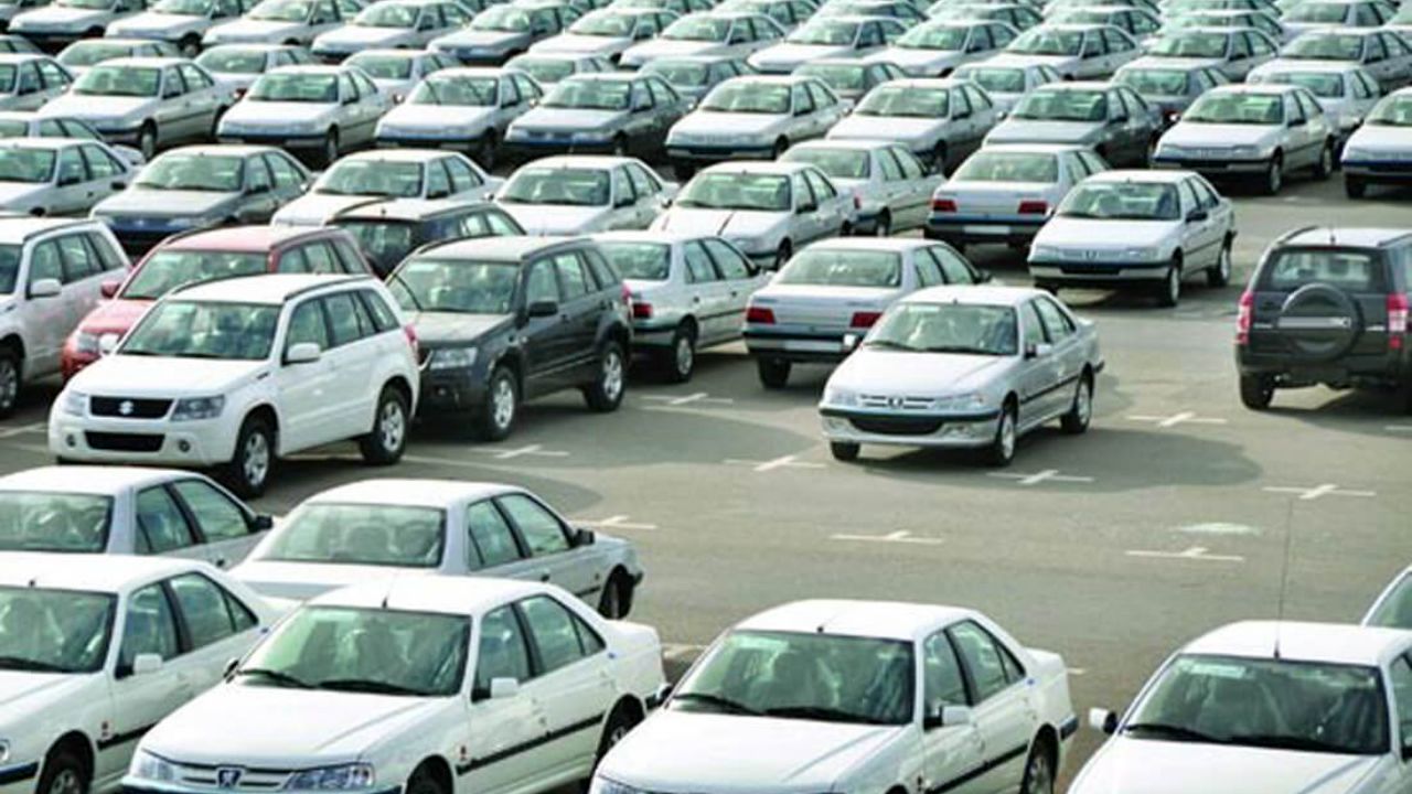 افت‌و‌خیز قیمت خودروهای صادراتی 97