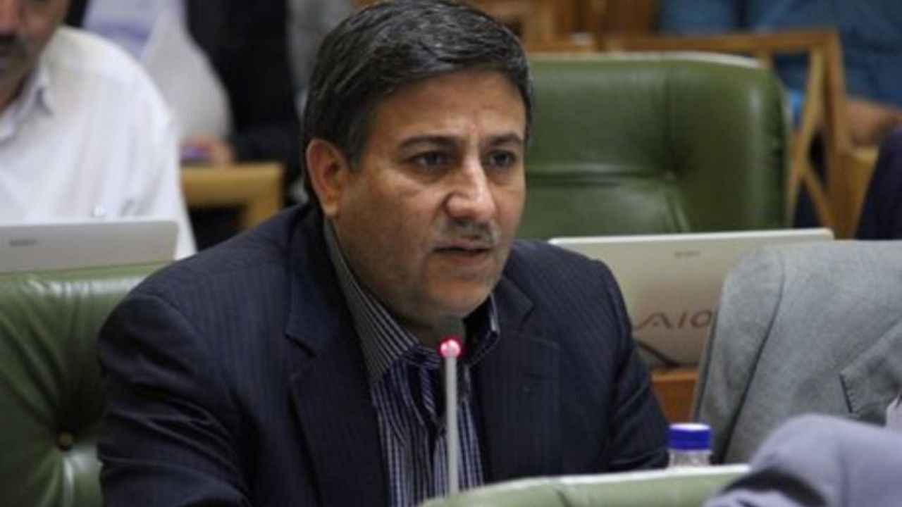 باغ‌ها قرار بود از سوی بنیاد مستضعفان هدیه داده شود