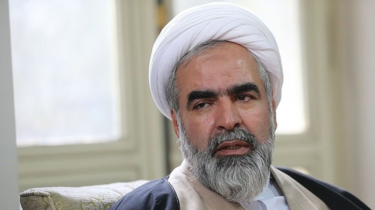 رهبر انقلاب با استعفای دولت موافقت نمی کنند