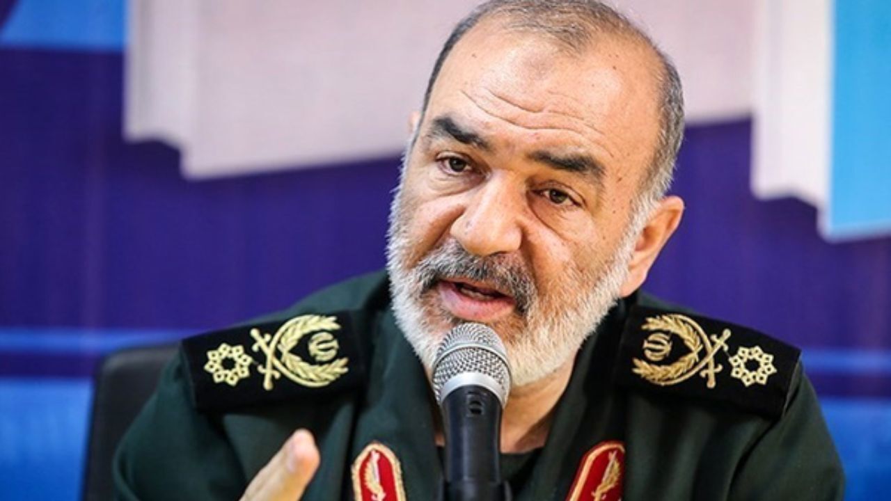 رسما اعلام می‌کنم که هیچ پهپادی از سپاه ساقط نشده است/ ادعای سرنگونی پهپاد دارند، مدارک ارائه دهند/ دشمنان ادعای خود را اثبات کنند