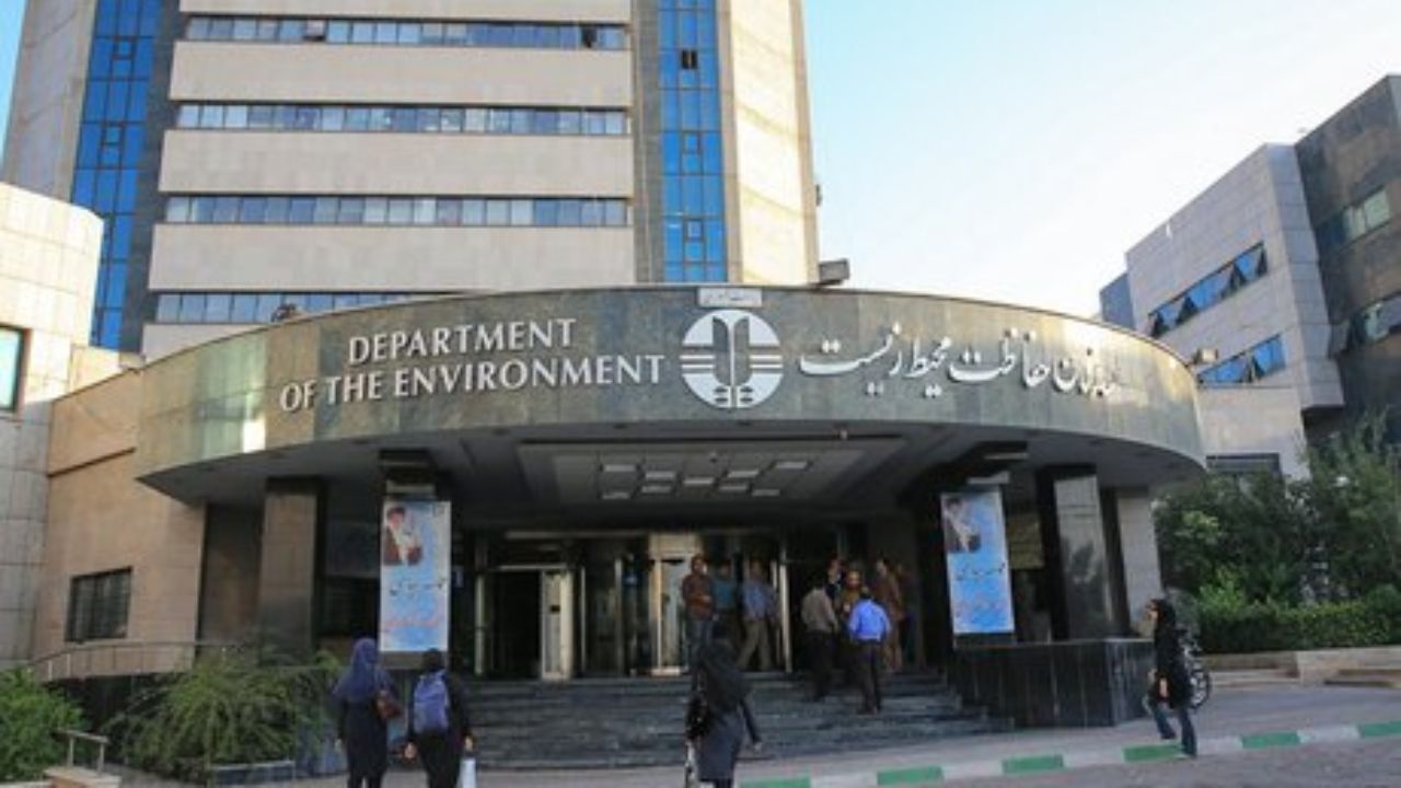 ابلاغ اولین سند راهبردی توانمندسازی زنان وخانواده سازمان حفاظت محیط زیست