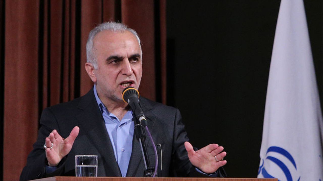 4میلیون تن کالای اساسی در بنادر کشور وجود دارد/ نامه روحانی به 4 وزیر درباره تعیین تکلیف تخصیص ارز دولتی به شرکت ها
