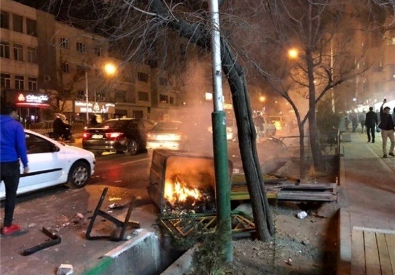 حضرتی: طی تماس‌هایی با قوه قضائیه، گفته شد تا آن‌جایی که می‌توانند پرونده تمام بازداشت‌شدگان را با چشم‌پوشی و به شکل آسان پیگیری کنند/ نظر دولت این است که همه دستگیرشدگان منهای کسانی که ارتباطات سنگین داشتند و دارای اسلحه بودند، آزاد شوند