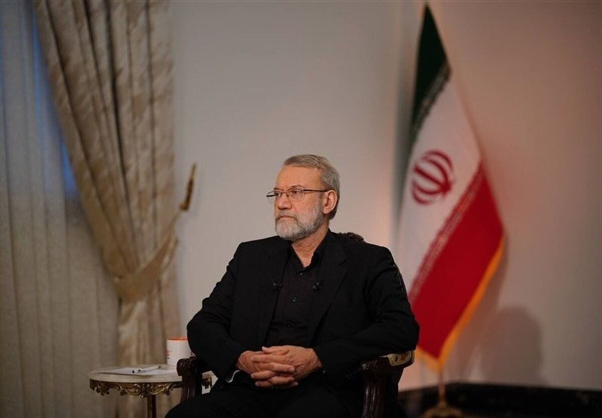 لاریجانی: برخی از زعمای سیاسی هنوز حساسیت موقعیت فعلی را درک نکرده‌اند؛ به محض رخ دادن یک حادثه راحت به جان هم میفتند و فضای کشور را به هم می‌ریزند