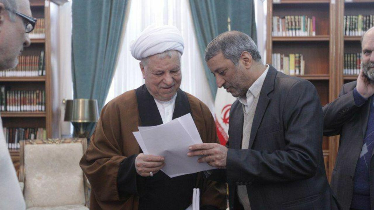 حمید رسایی از پیروان گوبلس، وزیر تبلیغات هیتلر در دوران نازی است
