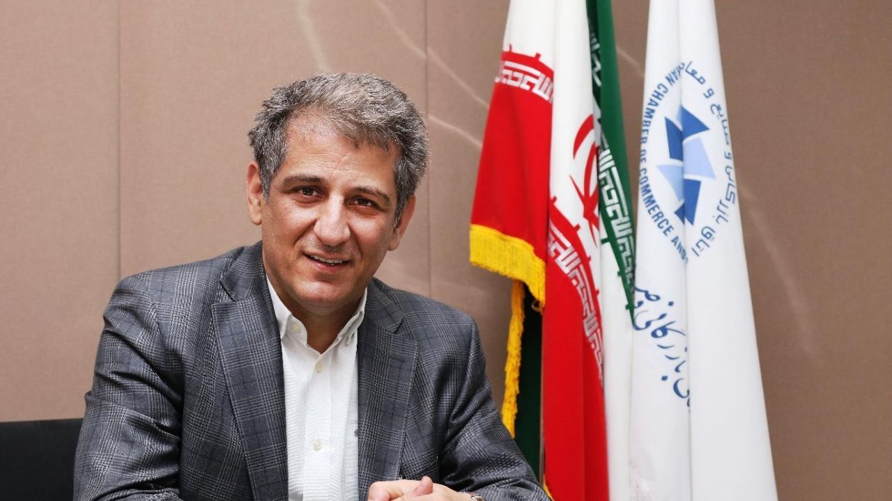 سنگ‌هایی که جلوی پای صنعتگر می گذارند/پول ساخت باستی هیلز را داریم ولی پول تولید را نداریم!