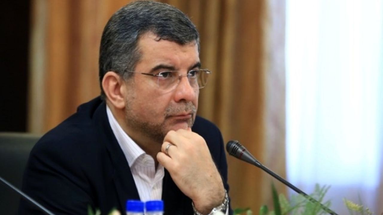 دارو باید اولویت ارز 4200 تومانی باشد