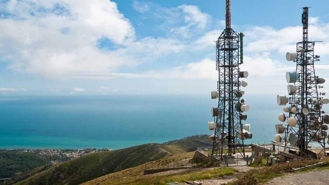 دکل‌های مخابراتی سرطان‌زا هستند؟