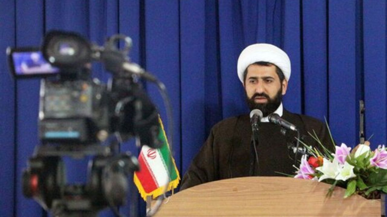 امام‌جمعه اسالم خطاب به بولتون: به زودی رسانه‌های انگلیس خبر مرگ تو را اعلام می‌کنند/ مشکل آموزش‌و‌پرورش زن بودن وزیر است؟