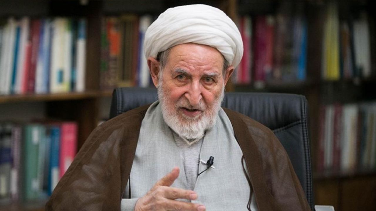 انتقادات تند آیت‌الله یزدی از روحانی، آملی لاریجانی و آیت‌الله علوی بروجردی