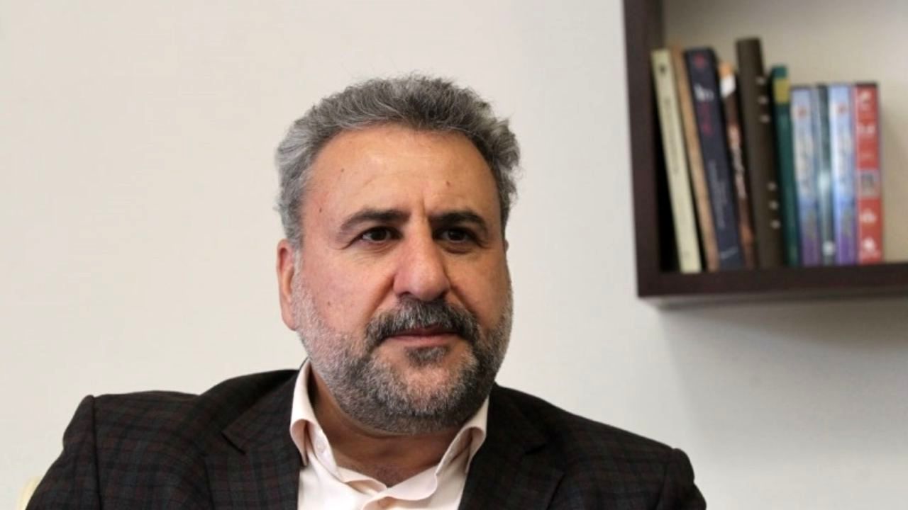 وارد دعواهای علمایی نمی‌شوم/ اختلافات به ضرر فضای عمومی جامعه است/ بسیاری از مشکلات کشور به دلیل اختلاف نظر میان سیاستمداران است/ در شرایط کنونی مسئولان باید به فکر حل مشکلات مردم و مسائل مملکت باشند