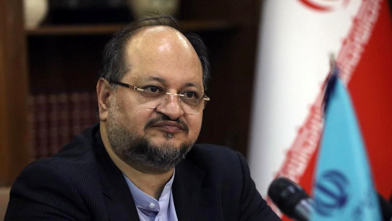 تشکیل یک هلدینگ بیمارستانی "شریعتمداری" را به مجلس کشاند