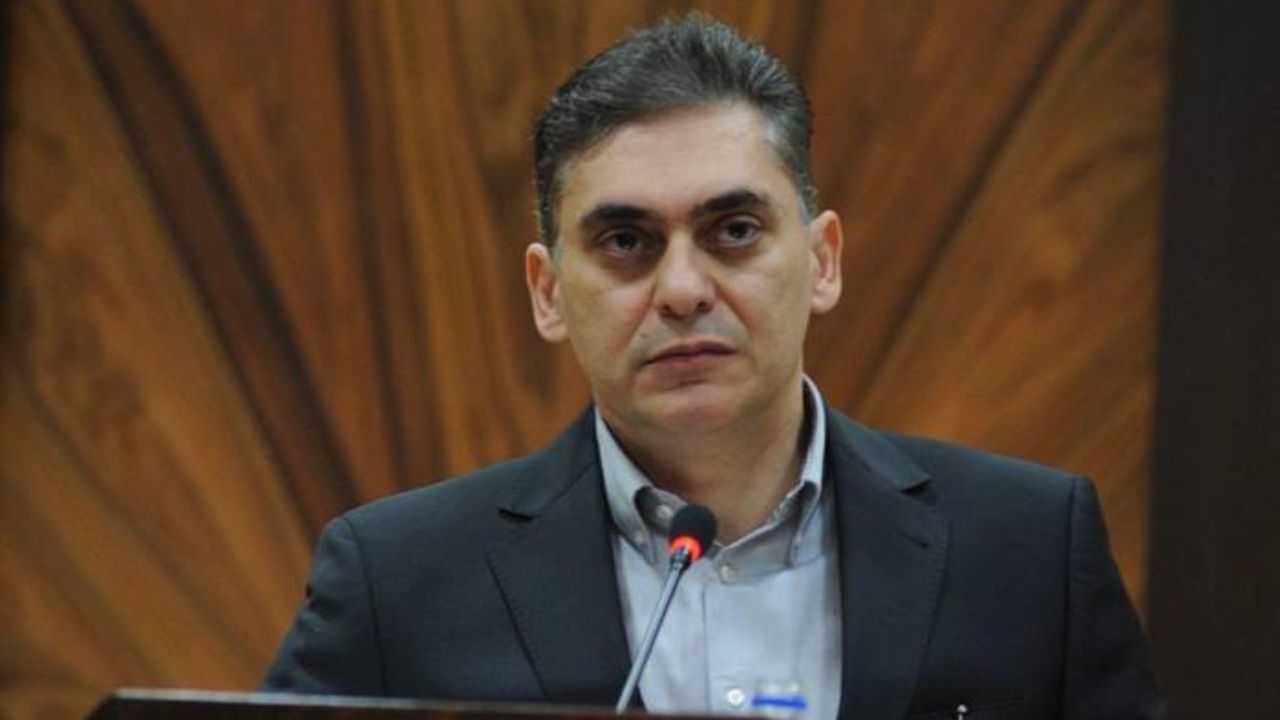 برخی به دنبال رودرو قراردادن صادرکنندگان با دولت هستند/ دولت حاضر به مشورت با بخش خصوصی در بحث ممنوعیت واردات نیست