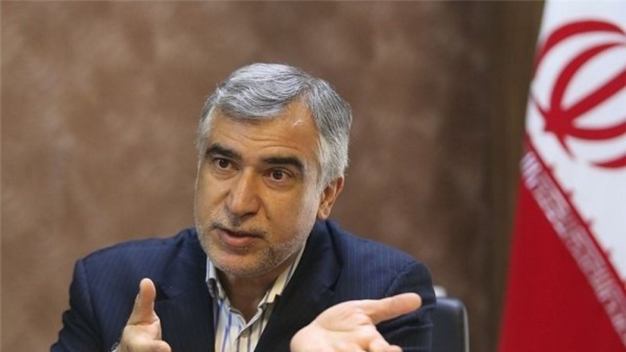 سفر ظریف به محل نشست G7، با جایگاه ایران همخوانی ندارد