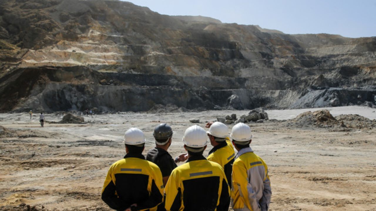 اشتغال 10 هزار نفری با سرمایه‌گذاری 3.5 میلیارد دلاری در بخش معدن