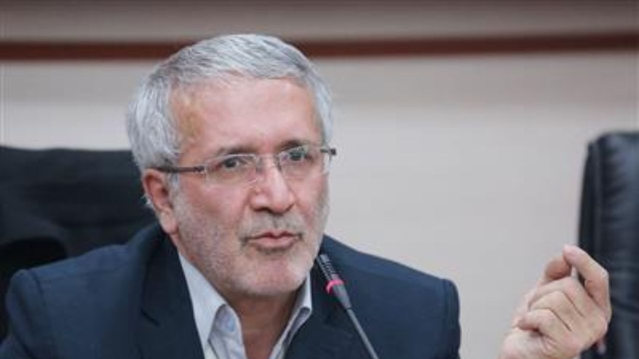 دانش‌آموزان باید مهارت‌های لازم را حوزه فناوری اطلاعات یاد بگیرند
