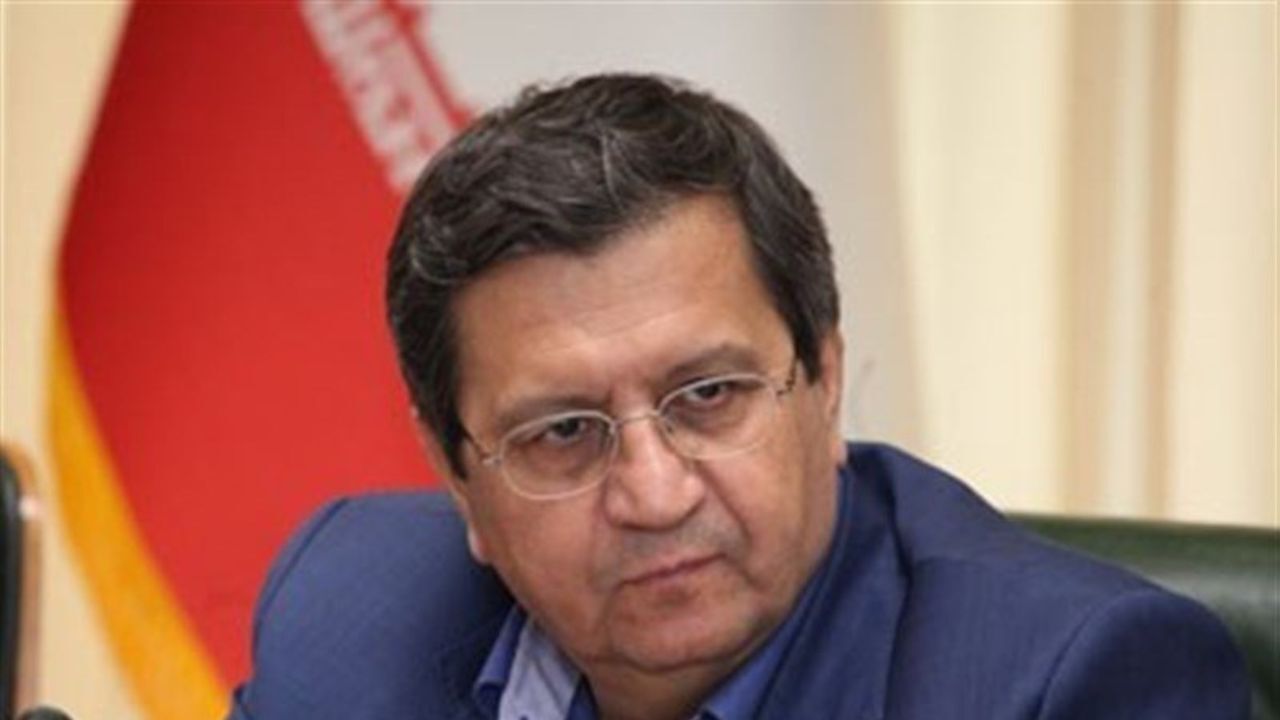 اسامی افرادی که ارز صادراتی را برنمی‌گردانند به قوه قضائیه ارسال شد/ بانک مرکزی با تمام توان ارز مورد نیاز واحدهای تولیدی را تامین می کند