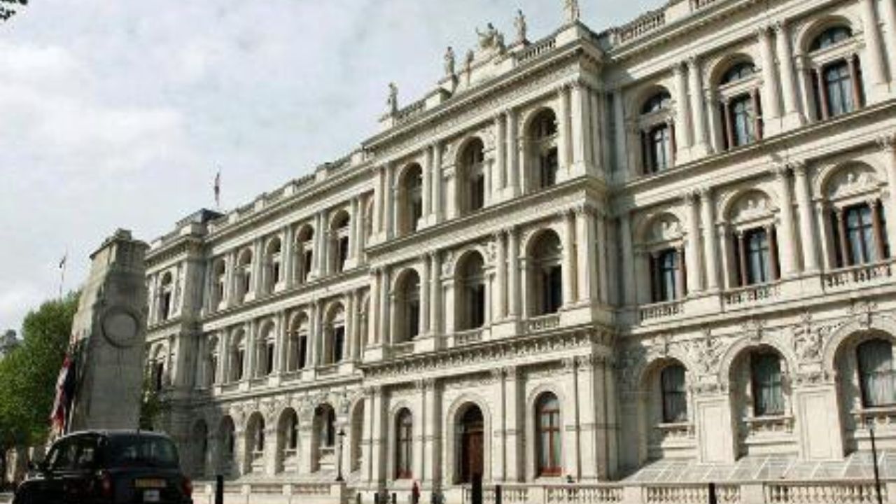 سفیر ایران در انگلیس احضار شد