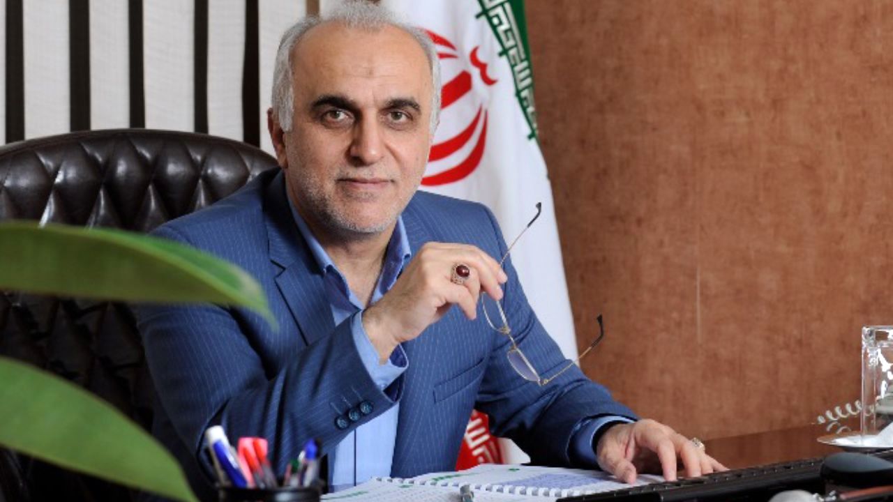 امکان کاهش هزینه‌های دولت وجود ندارد/ باید در خصوصی وابستگی بودجه به نفت بازنگری کنیم / بستر کاهش وابستگی به نفت فراهم نیست