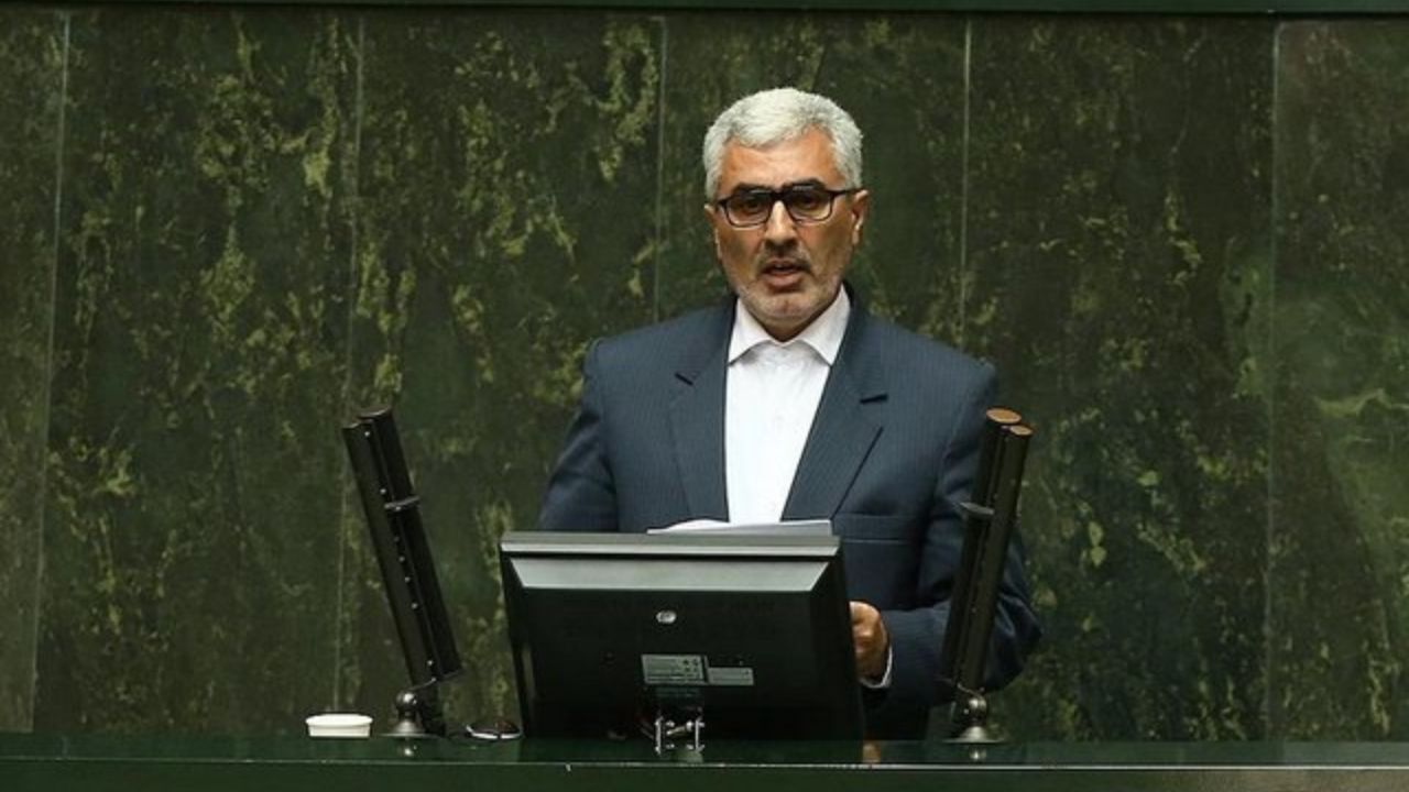 24 مدرسه تخریبی آق قلا تا مهر سال آینده بازسازی می شوند/ تحصیل دانش‌آموزان با افزایش شیفت مدارس امکان پذیر است