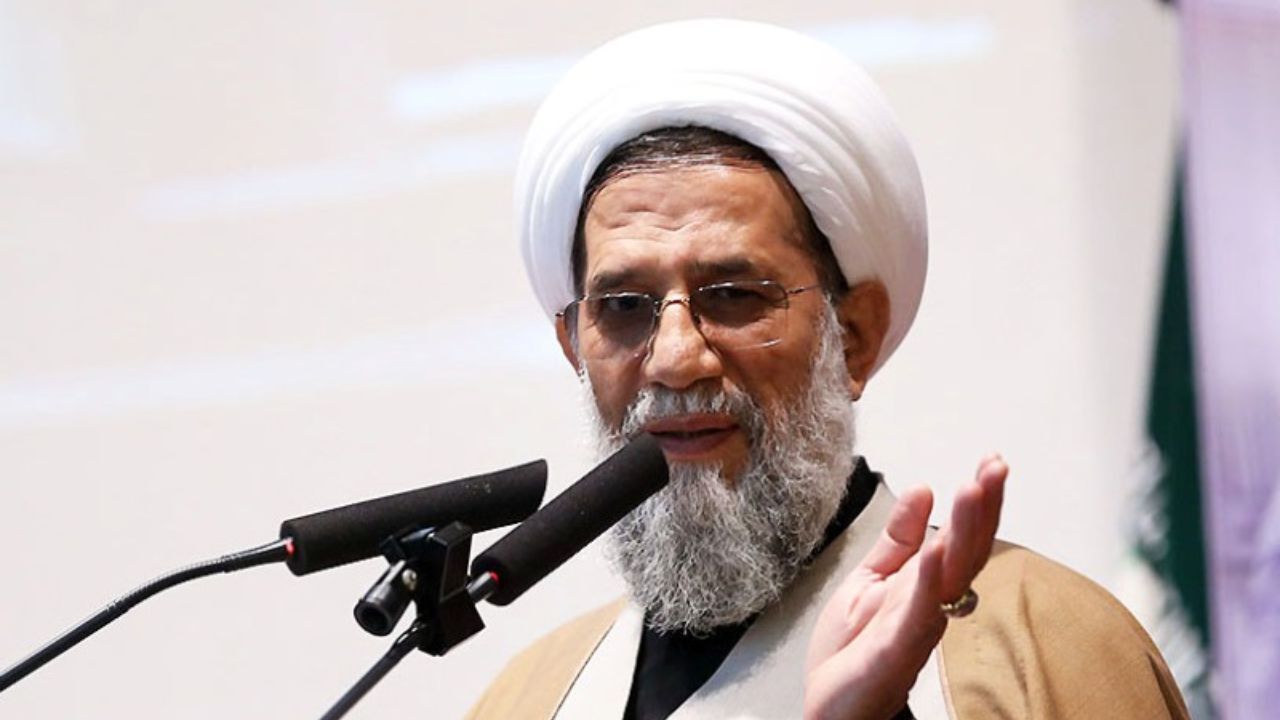 یزیدیان زمان ما را تحریم کردند/ برخی دنبال گرفتن انتقام از ارتش هستند/ ارتشی باوفاتر و مجاهدتر از ارتش جمهوری اسلامی نیست/ دشمن در صدد دست‌یابی به اطلاعات جنگی ما هستند
