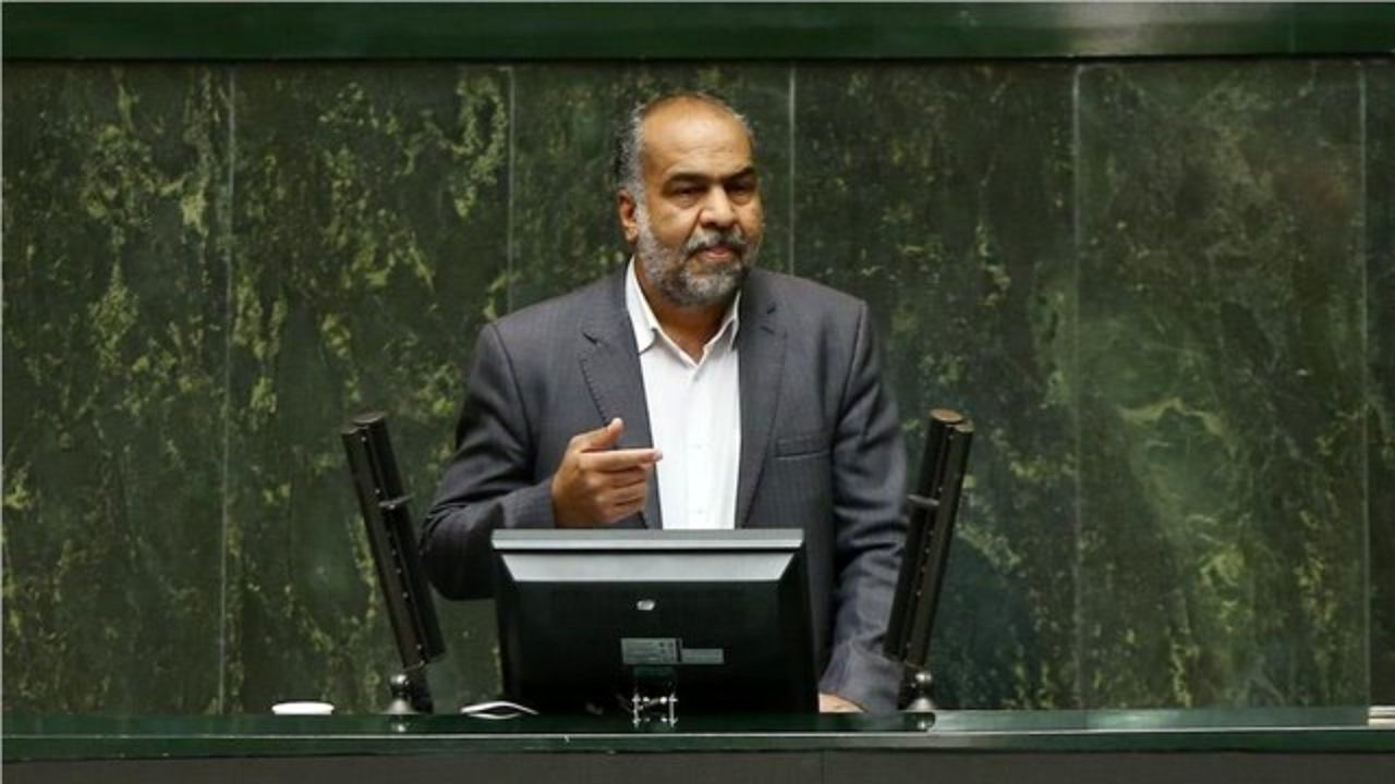 واعظ توهین کننده به مجلس درباره میزان پول‌های گرفته‌اش شفاف‌سازی کند