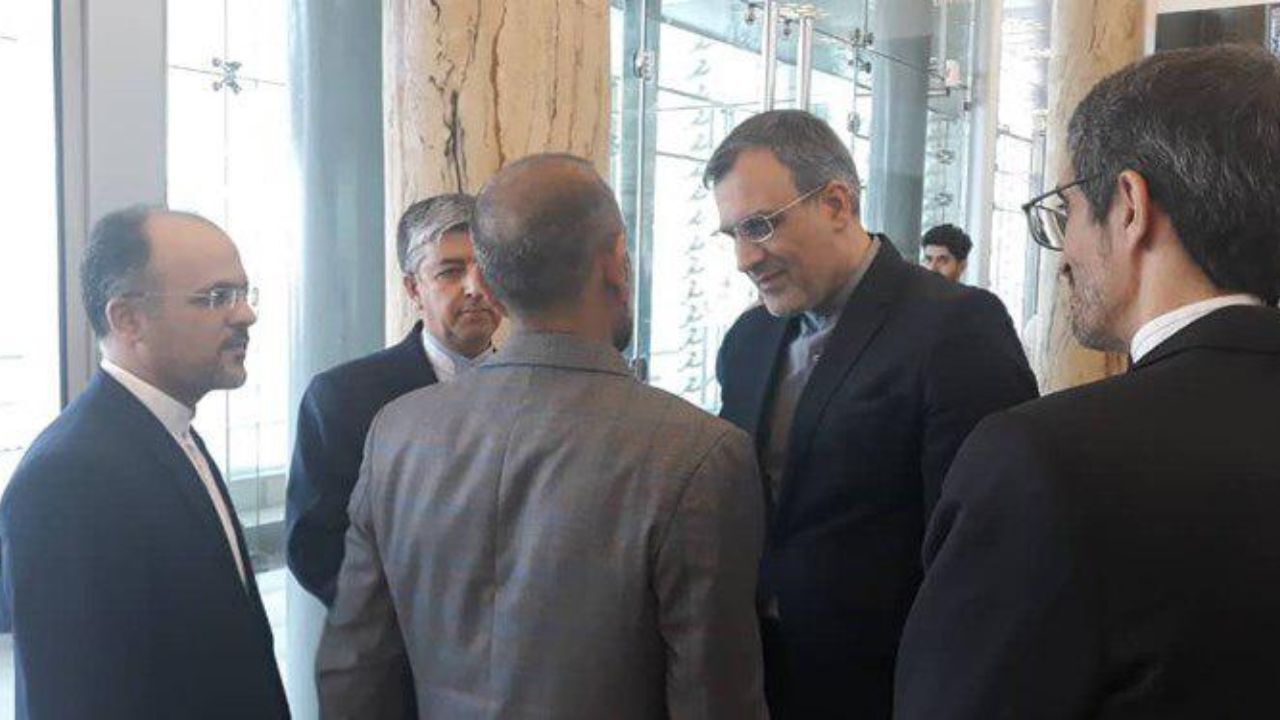 بازگشت ملوان ایرانی در بند دزدان دریایی سومالی به کشور + ویدئو
