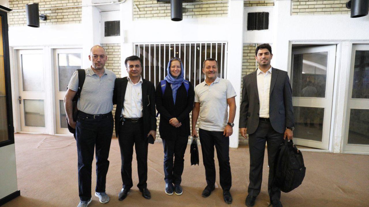 نماینده‌های فیفا به تهران رسیدند+ عکس