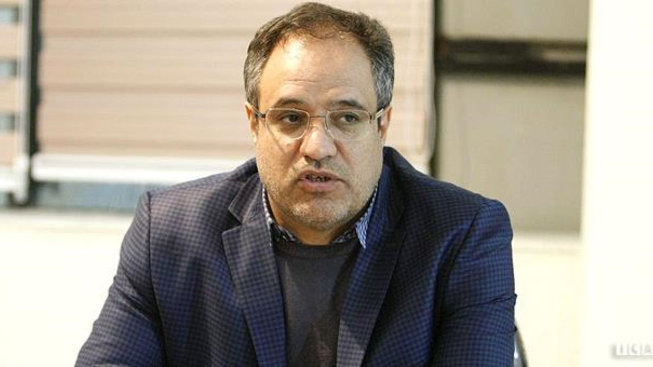 نیروهای مخالف و معارض نظام بدانند، وطن‌فروشی عاقبتی مشابه روح‌الله زم خواهد داشت