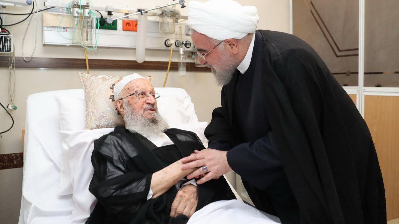 رییس جمهوری از حضرت آیت‌الله مکارم شیرازی عیادت کرد