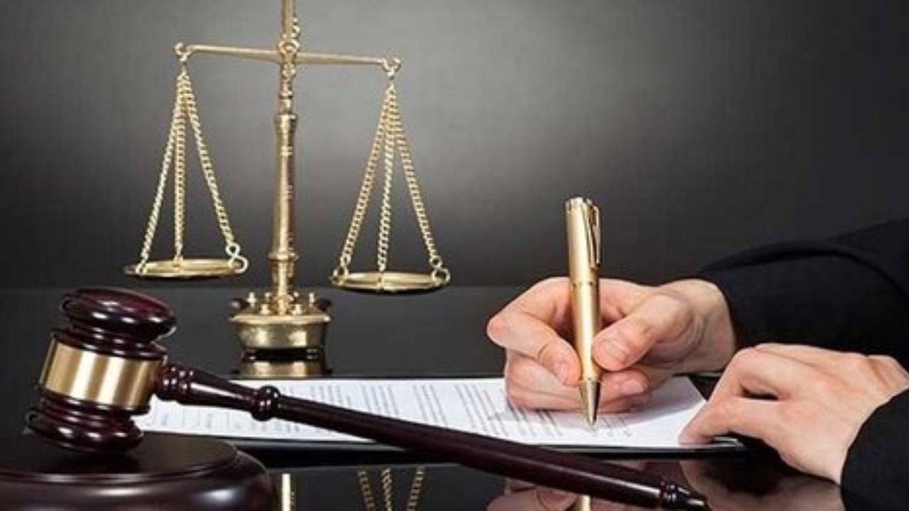 17 سال برای بررسی یک قانون کافی نیست؟