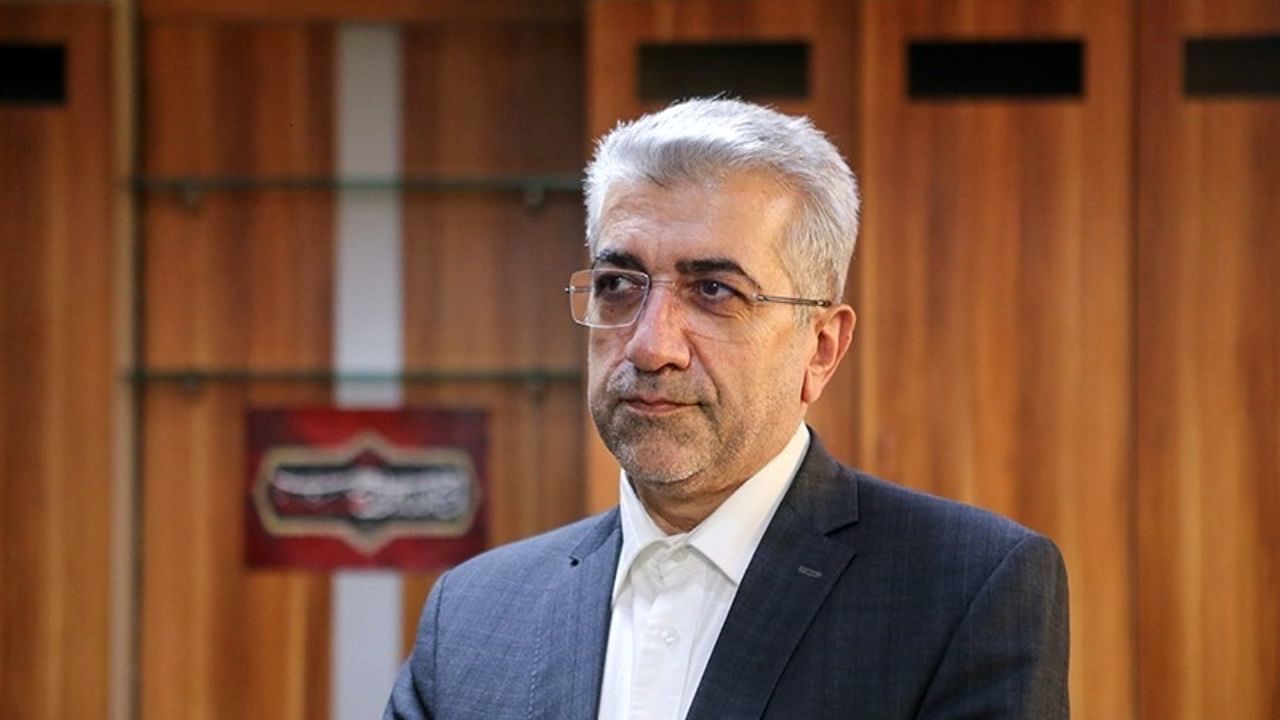 معافیت 862 قلم کالا از تعرفه/ بازسازی نیروگاه سوریه توسط ایران/ 23 هزار میلیارد تومان از گردش مالی صنعت برق متکی به منابع داخلی است