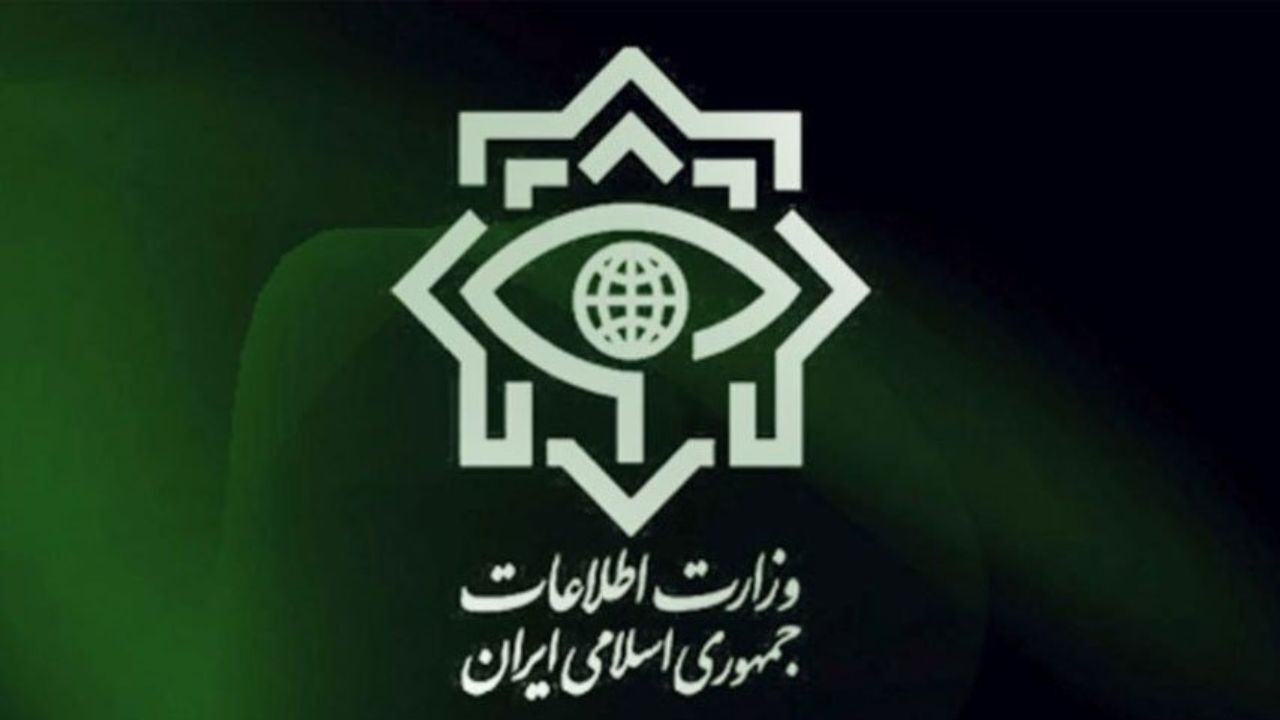 شناسایی و برخورد با بیش از 1200 میلیارد ریال قاچاق گوشی تلفن همراه