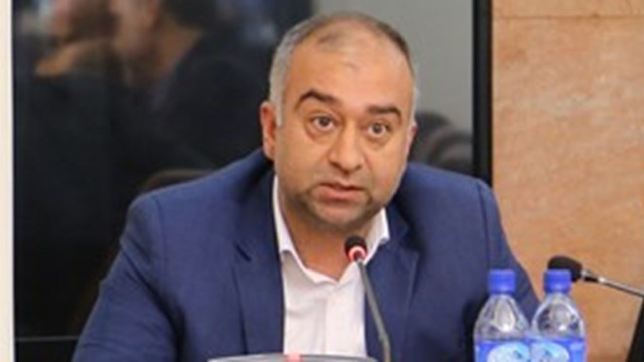 بهره‌برداری زمین چمن‌مصنوعی آزادشهر با اعتبار 20 میلیاردی
