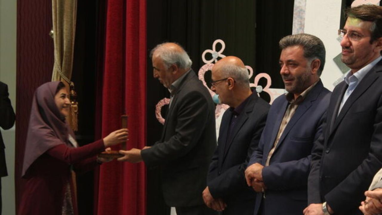 برگزیدگان منطقه یک جشنواره قصه‌گویی اعلام شدند