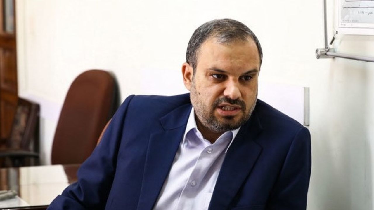 مکانی برای تجمعات مردم تعیین شود