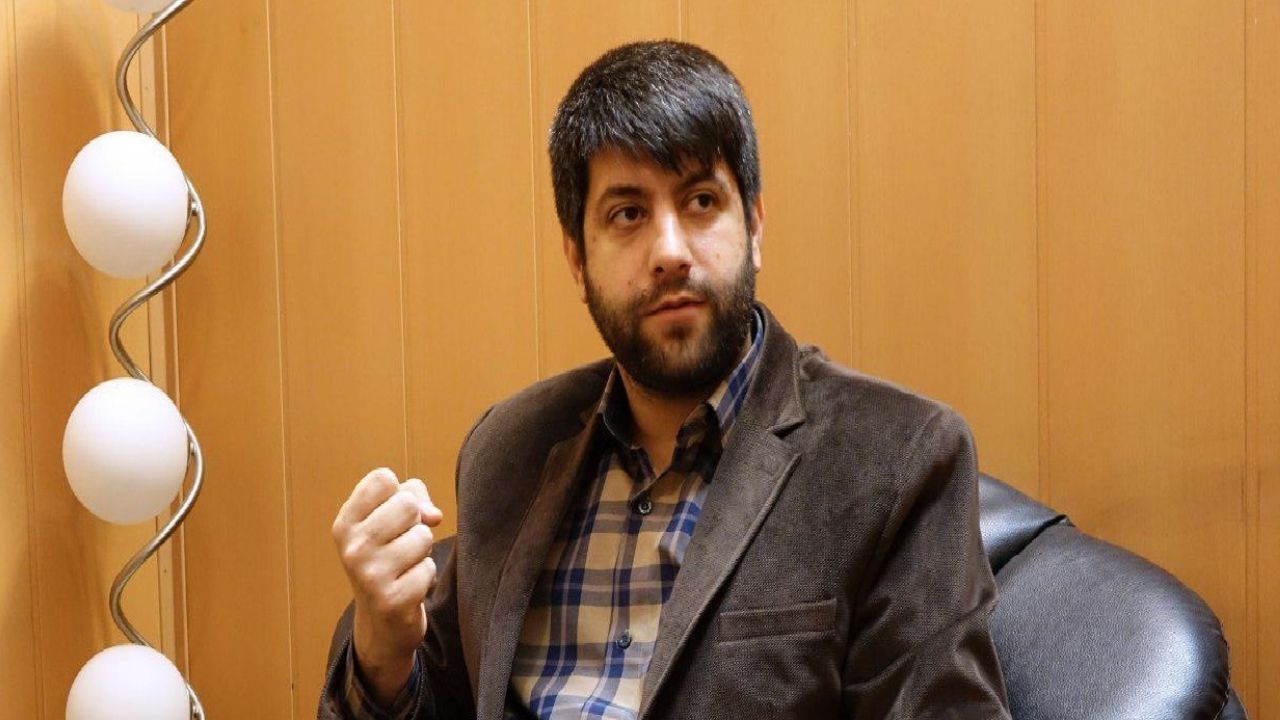 دولت در کنار اصلاح قیمت بنزین، اصلاح سیاستی نیز انجام دهد