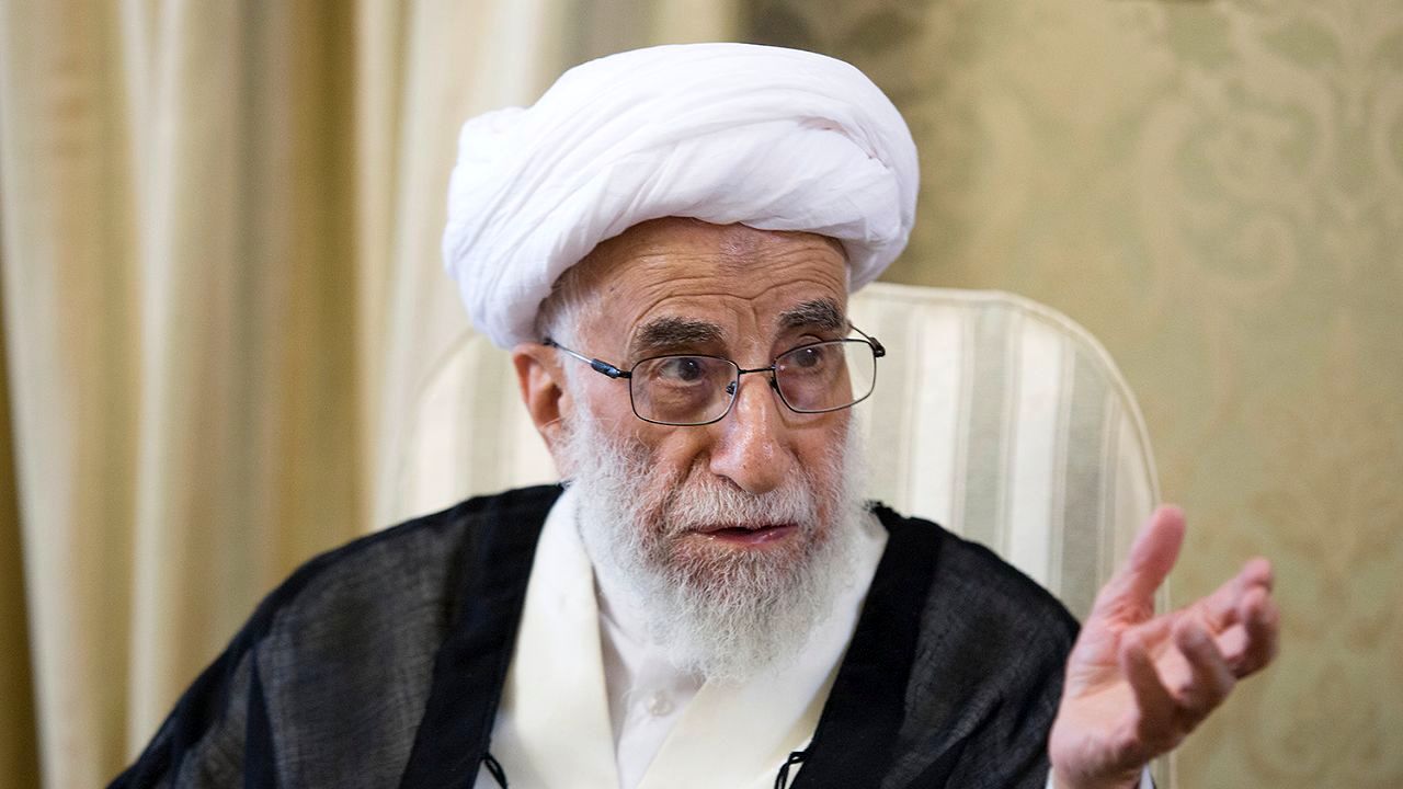 آیت‌الله جنتی: واجدین شرایط قانونی برای مجلس ثبت‌نام کنند/ گلایه از مجلس بدلیل کنارگذاشتن «اصلاح قانون انتخابات»