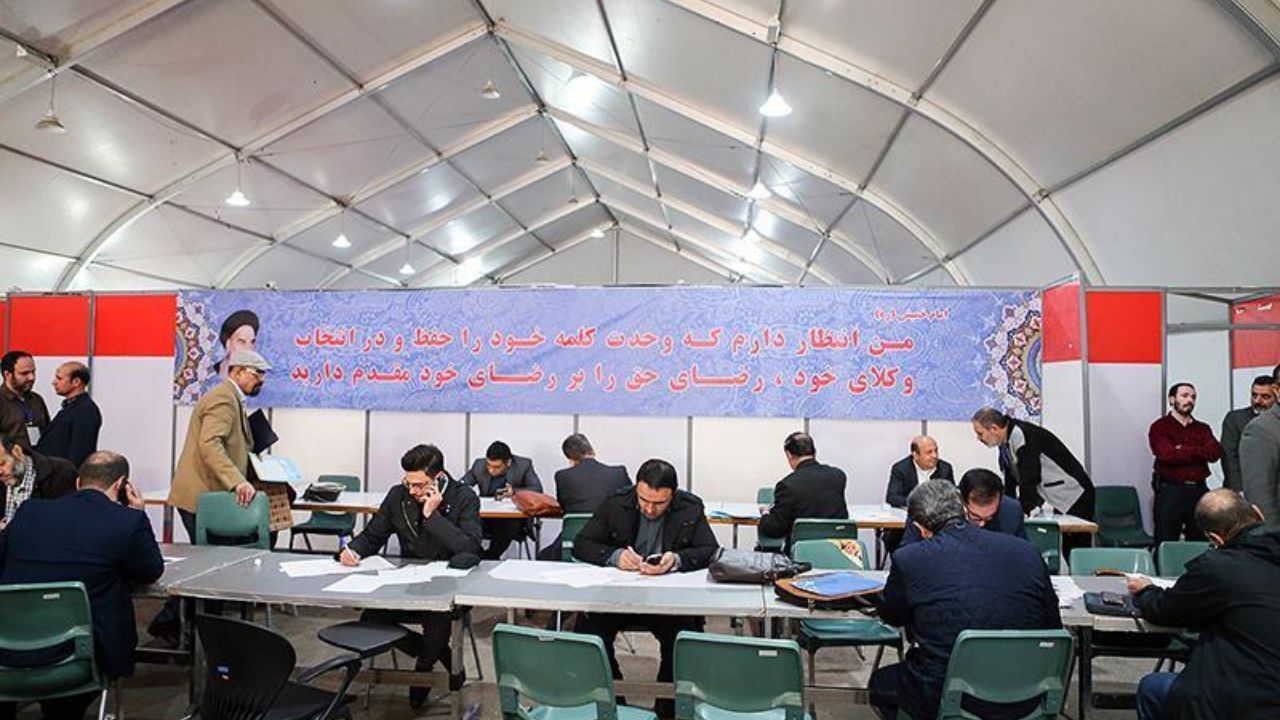 ثبت‌نام 222 نفر داوطلب نمایندگی مجلس در حوزه انتخابیه تهران/ مشکلی در ثبت‌نام داوطلبان نمایندگی مجلس نداریم/ مراجعه‌کنندگان به اطلاعیه‌ها،‌ توجه کنند