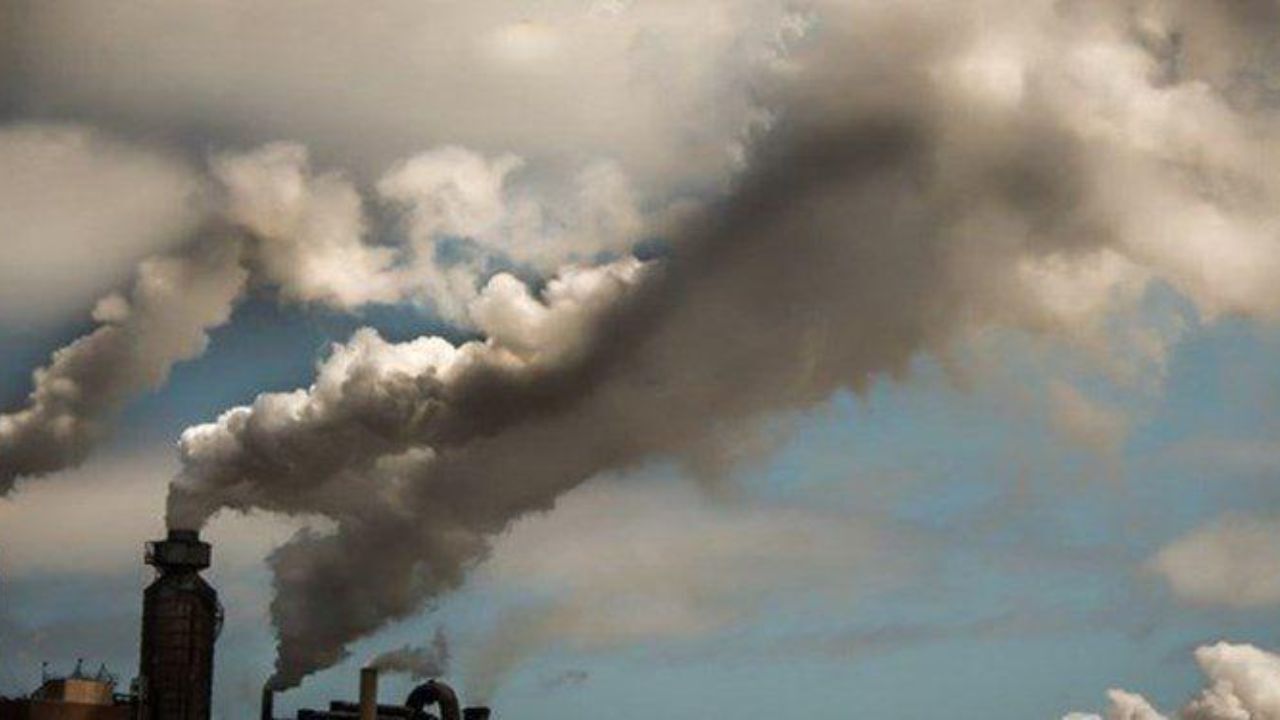 پلمب 2 واحد صنعتی آلاینده هوا در تهران