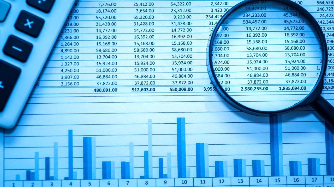 نظارت‌کنندگان از نظارت‌شوندگان بیشتر هستند