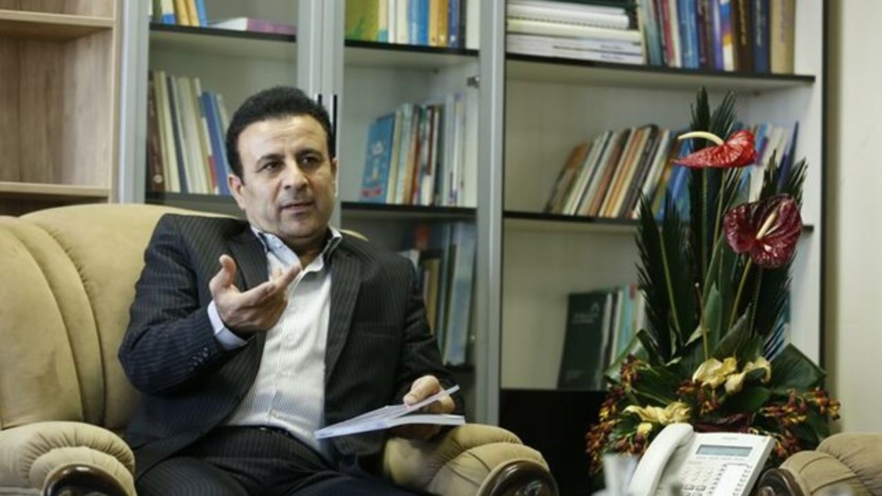 داوطلبان انتخابات باید «کارت ملی هوشمند» ارائه دهند/ همه شهروندان ایرانی موظف به داشتن کارت ملی هوشمند هستند