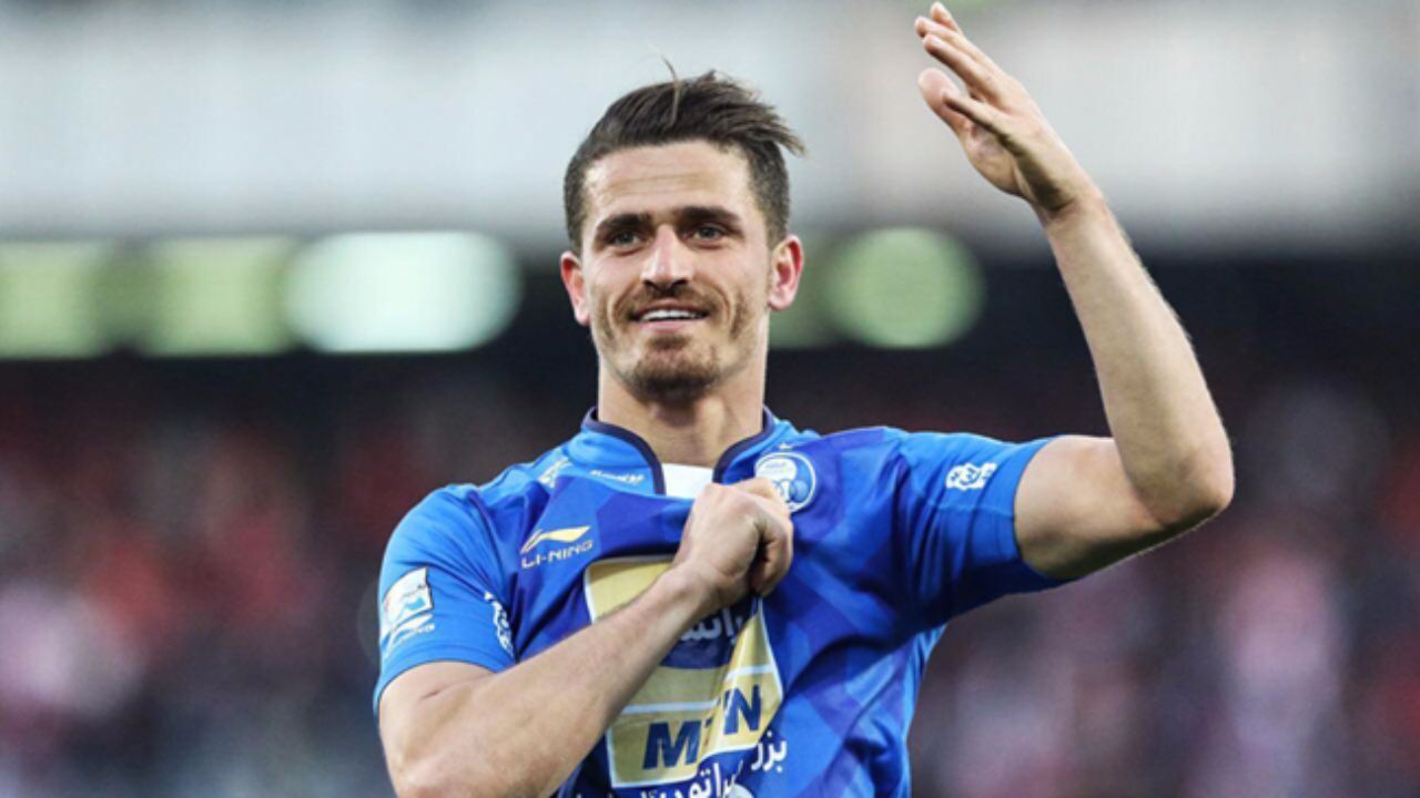 به این استقلال افتخار می‌کنم/ وزارت ورزش به کسر قرارداد از بازیکنان ورود کند