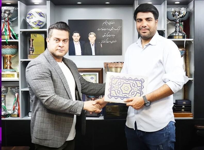 وحید بیاتلو سرمربی تیم مدعی صعود ماند!
