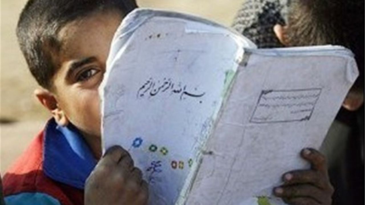 ایجاد مجمع حمایت از کودکان بازمانده از تحصیل را در همه استانها دنبال می‌کنیم