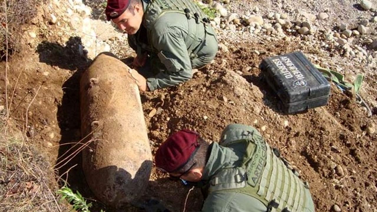 کشف بمب جنگ جهانی دوم در «ایتالیا» + ویدئو