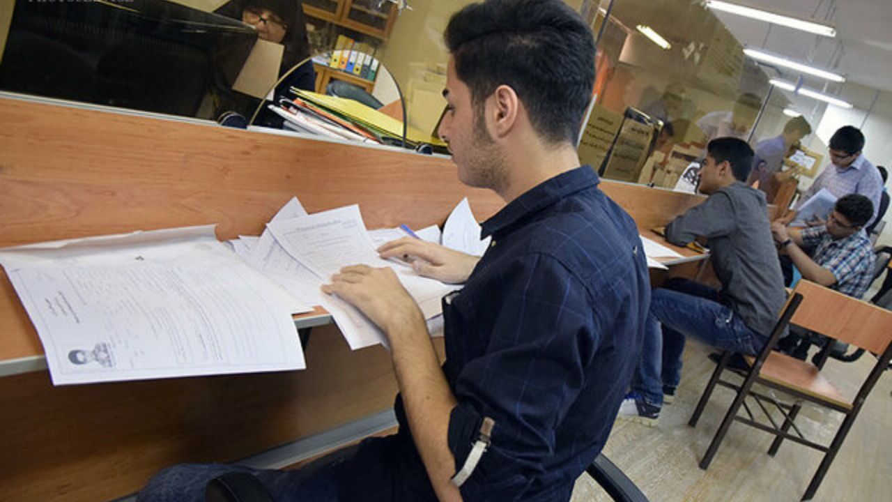 یک سوم منابع صندوق رفاه برگشت پذیر نیست/ منابع و اعتبارات محدودتر شده است