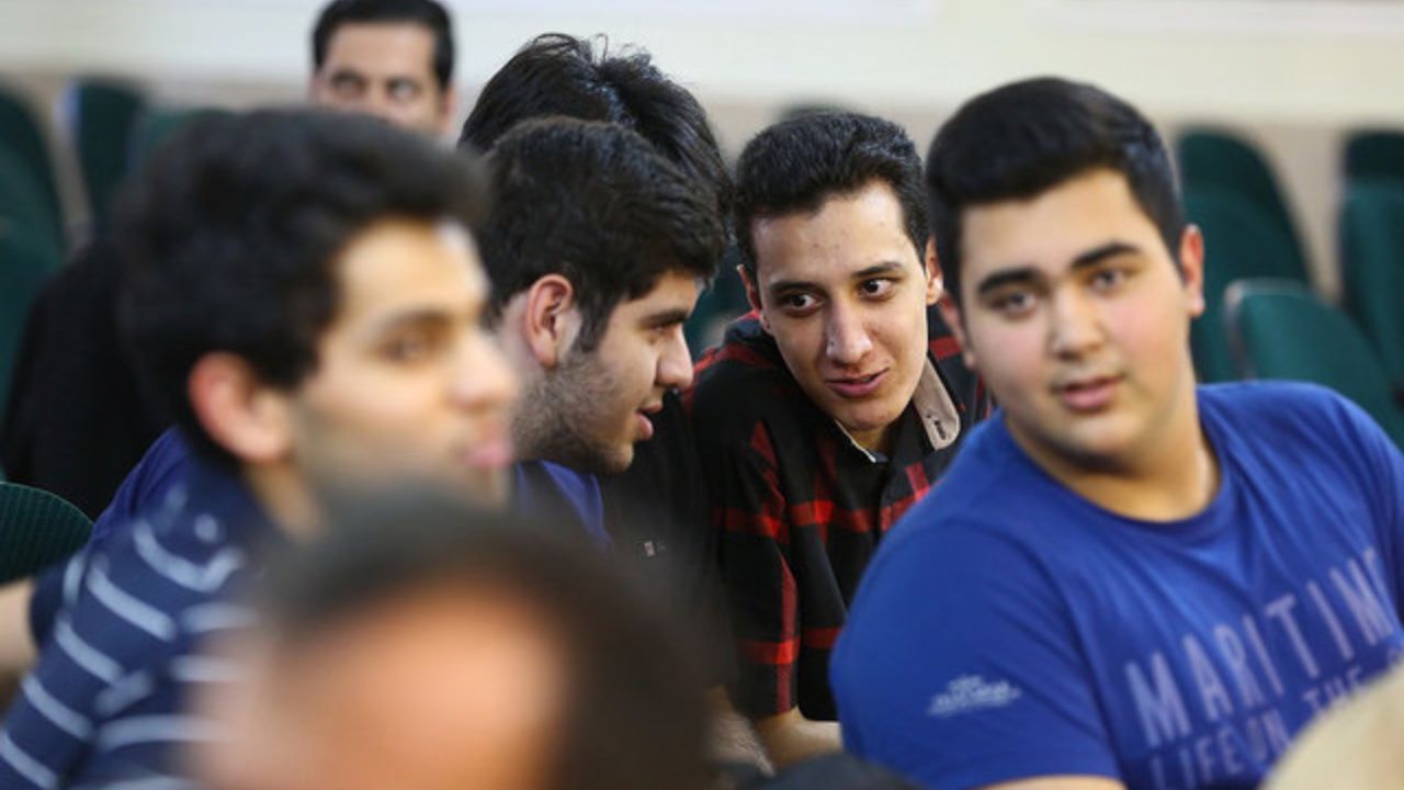 وقت دانش‌آموزان در سر کلاس تلف می‌شود؟